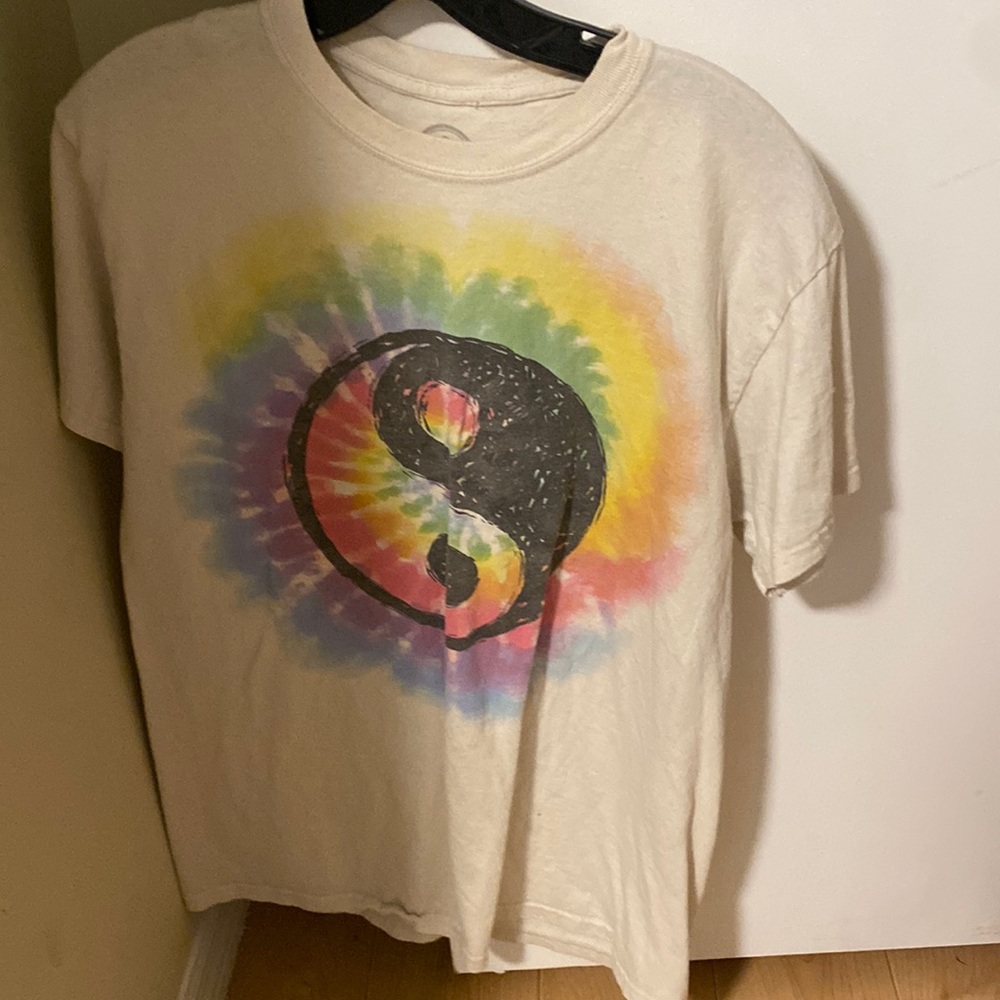 Graphic tee